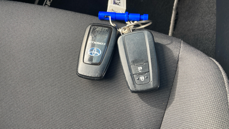 Toyota Corolla 1.8 VVT-i Hybrid Icon Tech 5dr CVT Hybrid Hatchback